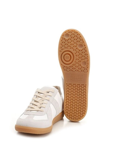 Sneaker "Replica"
