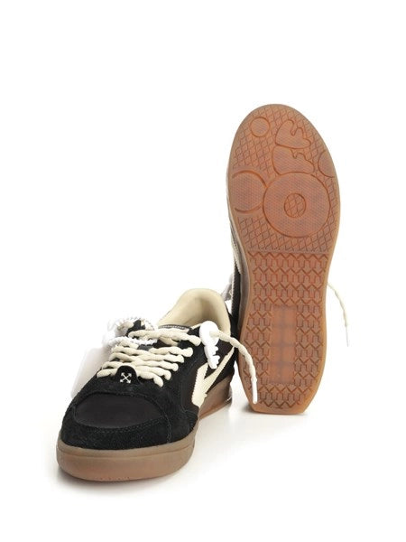 Sneakers End Of Play