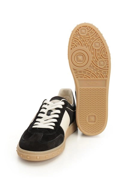 Sneaker "Low Top Upvillage"