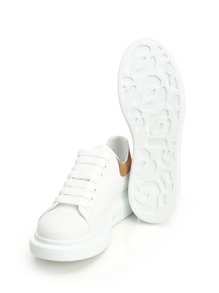Sneaker "Oversize"