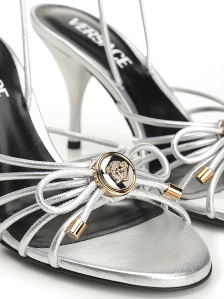 Sandalo in pelle argento
