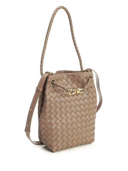 Bucket bag "Andiamo" small