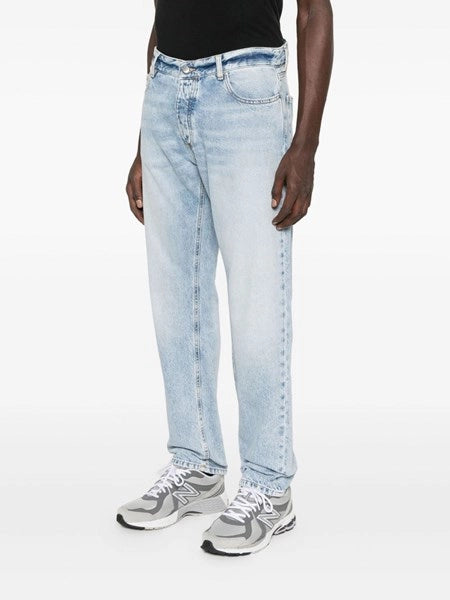 baggy jeans Kanye