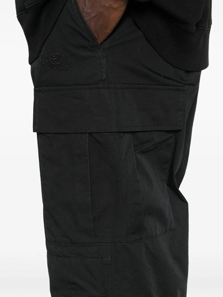 Pantaloni cargo
