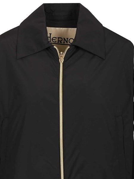 Giacca corta in nylon stretch