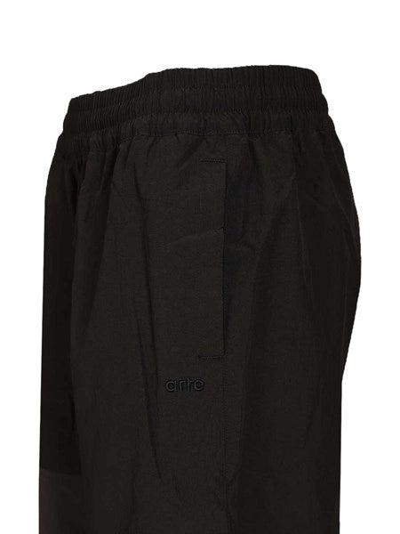 Pantaloni della tuta