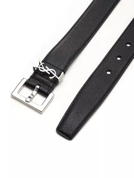 Cintura "Cassandre" in pelle martellata