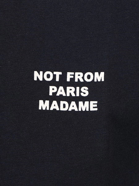 T-shirt con slogan a contrasto