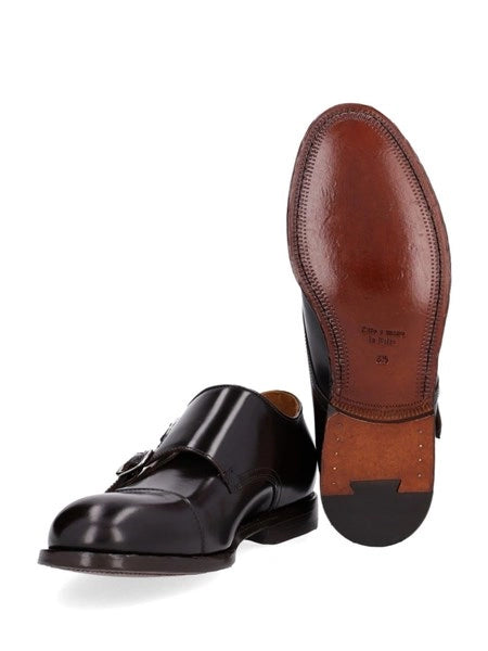 Scarpa doppia fibbia in pelle di cervo