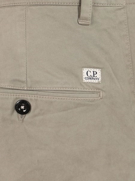 Pantaloni cargo