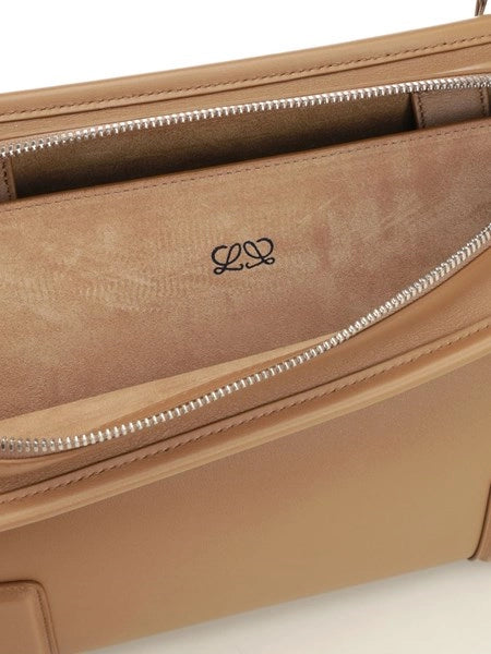 Borsa media "Amazona 180"