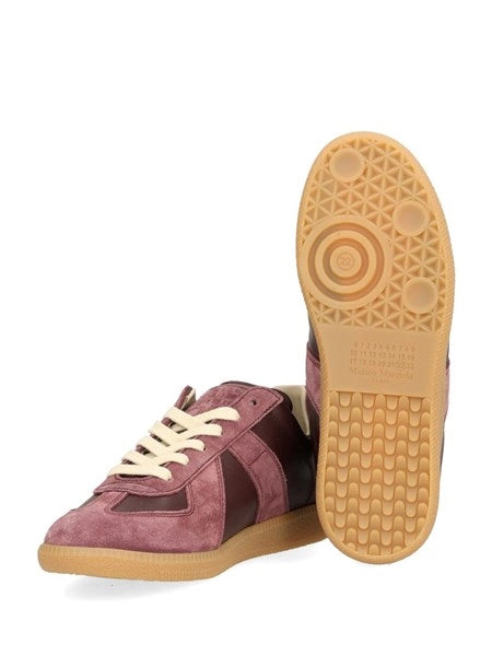 Sneakers "Replica"