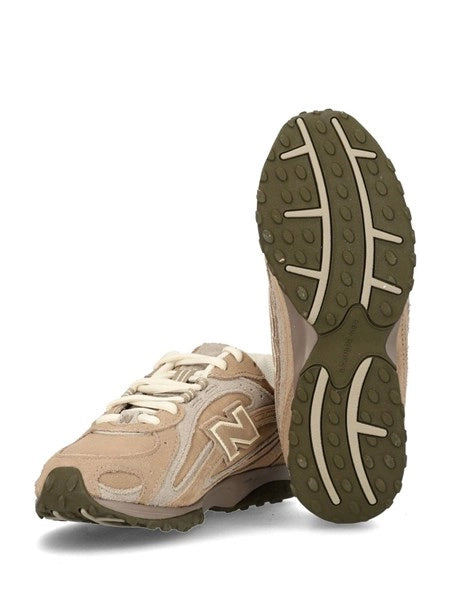 Sneaker 204 in suede