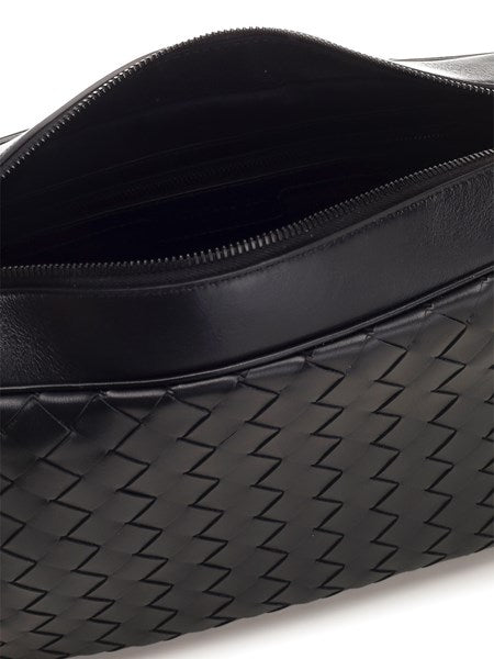 Borsa a tracolla con motivo intrecciato