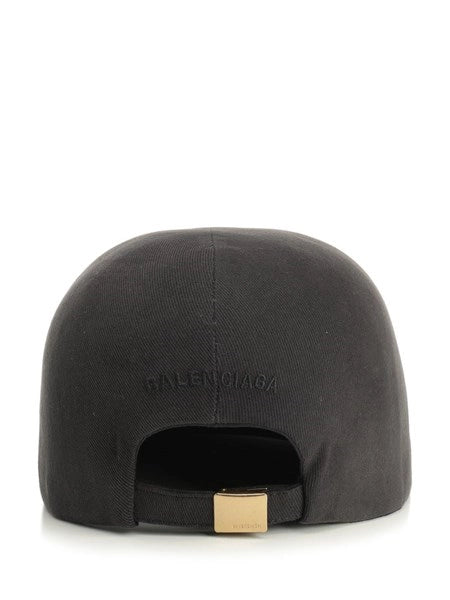 Cappello con frontino