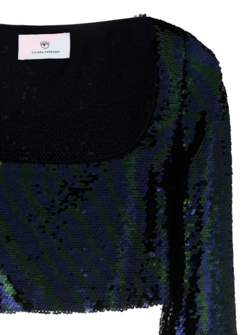 LONG-SLEEVED TOP