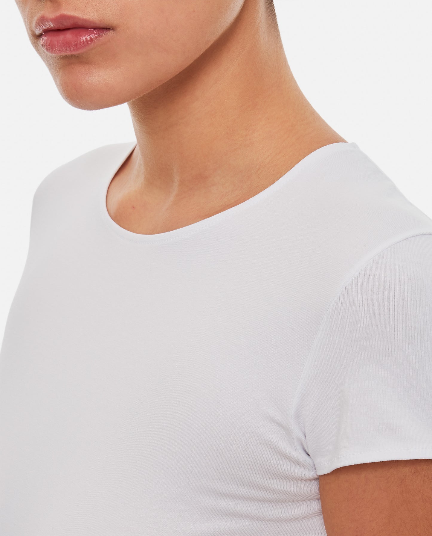 WHITE CREWNECK T-SHIRT