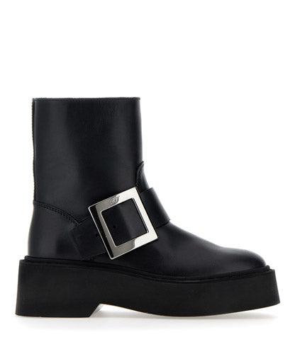 Roger Vivier WOMAN,boots