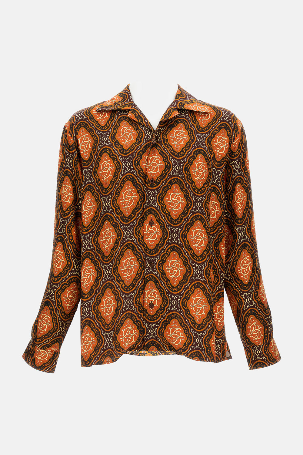 LA CHEMISE MÉDAILLON