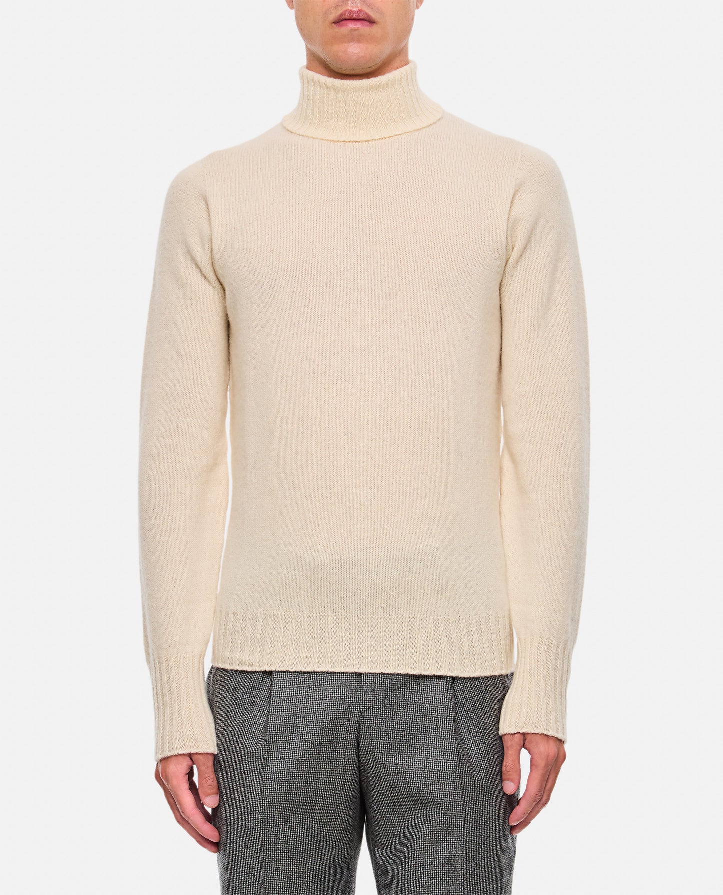 TURTLENECK SWEATER