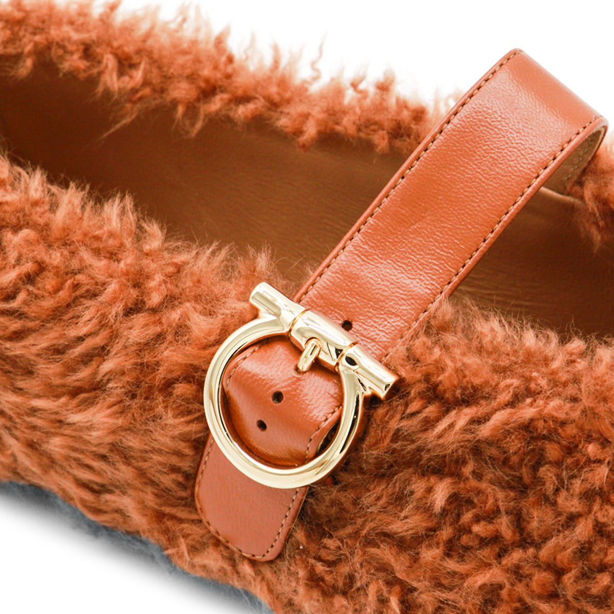 CAMEL FLATS