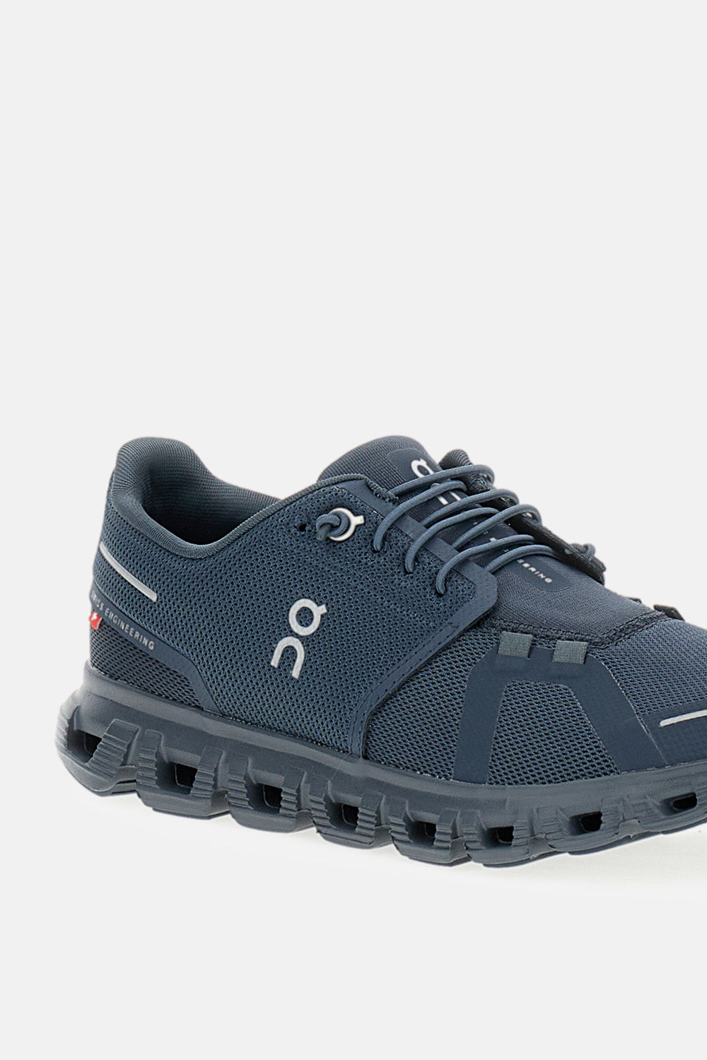 CLOUD 6 SNEAKER