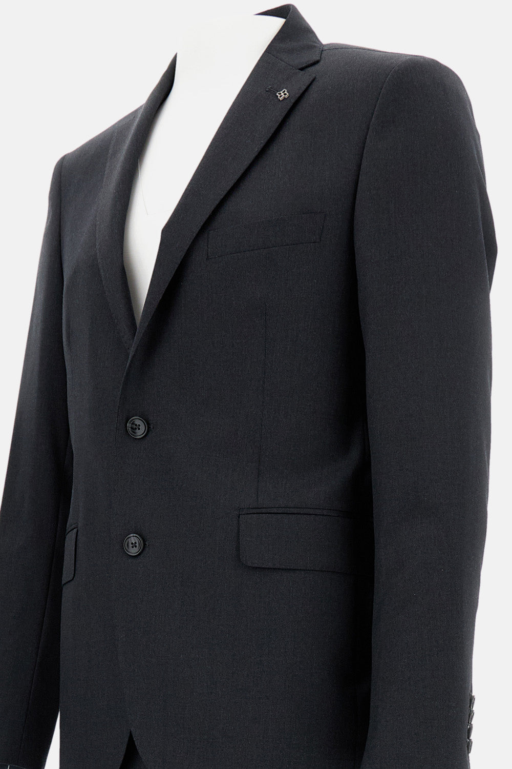 BRUCE SUIT