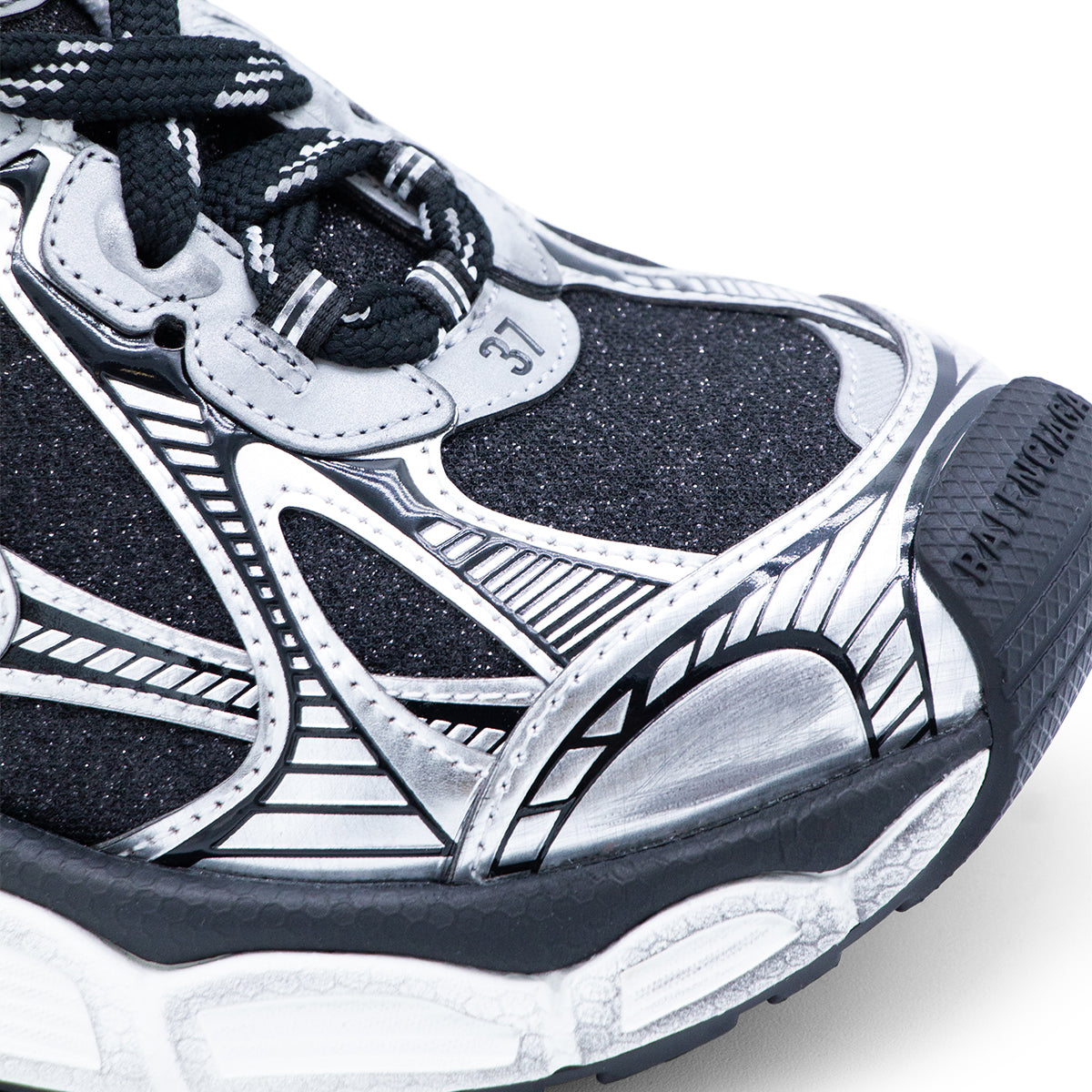 BLACK AND WHITE 3XL SNEAKERS