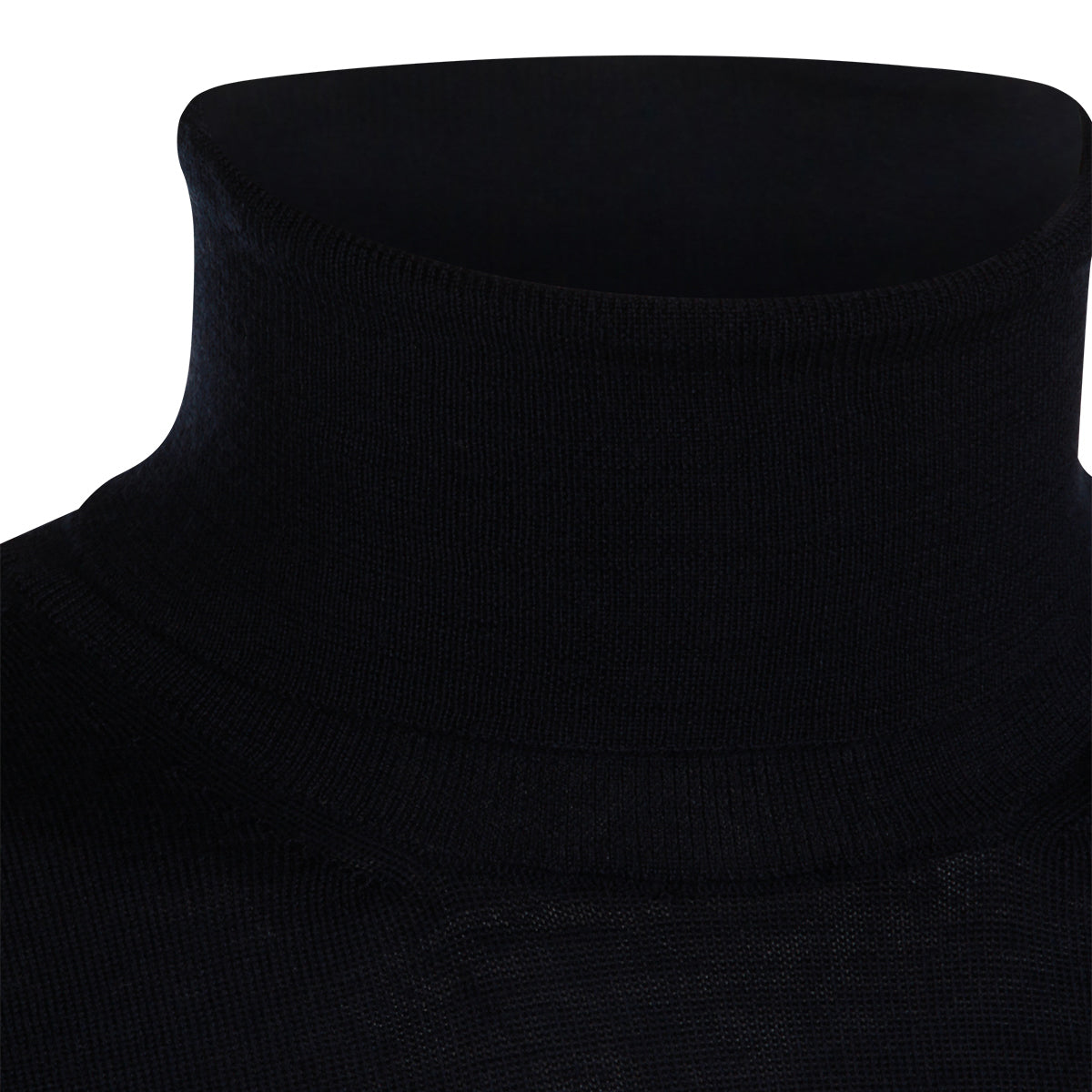 NAVY WOOL KNITWEAR