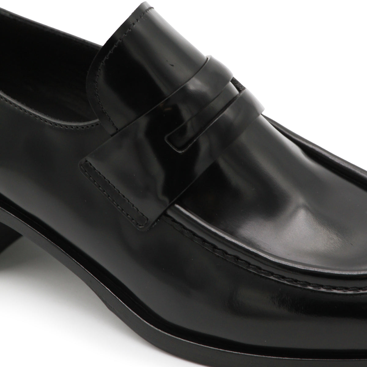 BLACK LEATHER LOAFERS