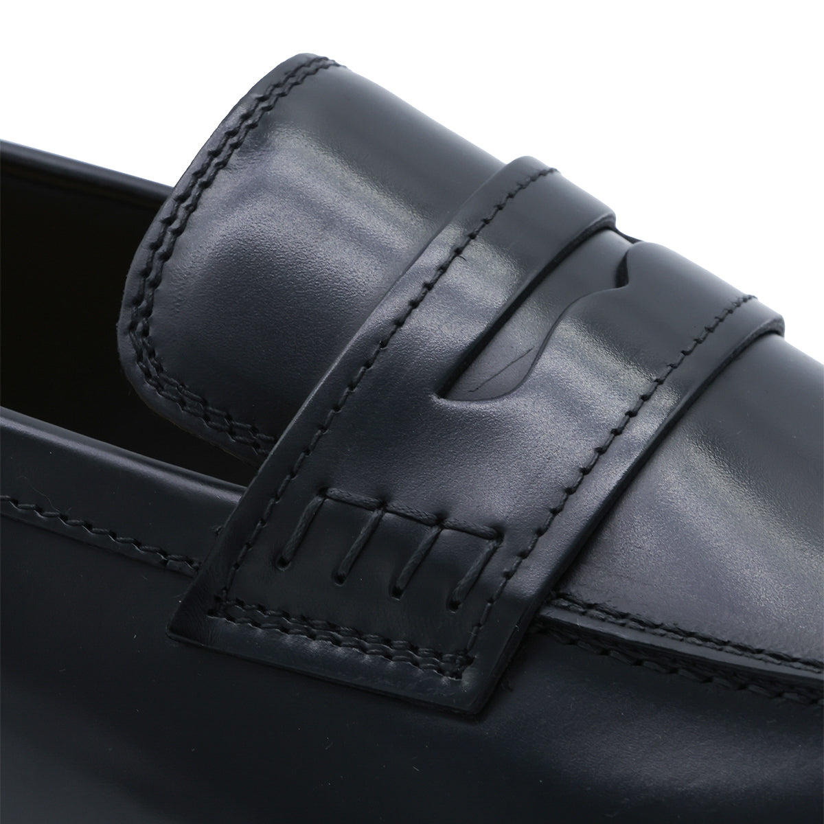 BLACK LEATHER LOAFERS