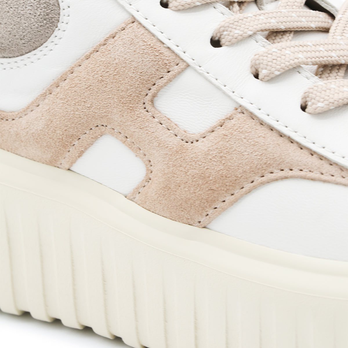 WHITE AND BEIGE LEATHER H STRIPES SNEAKERS