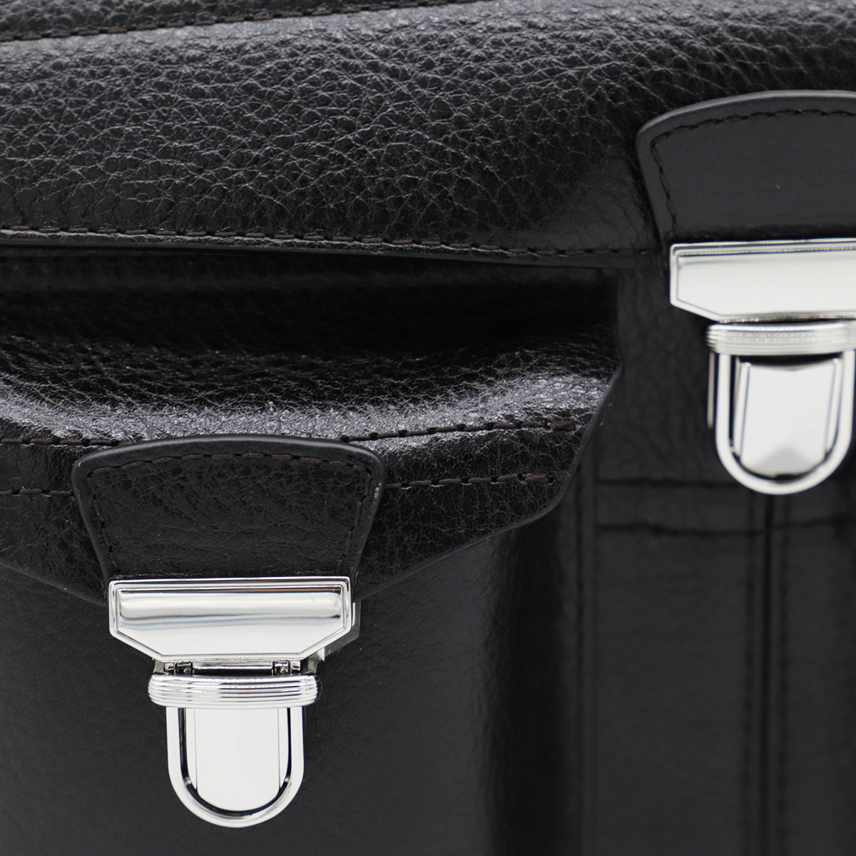 BROWN MEDIUM CAMERA BAG