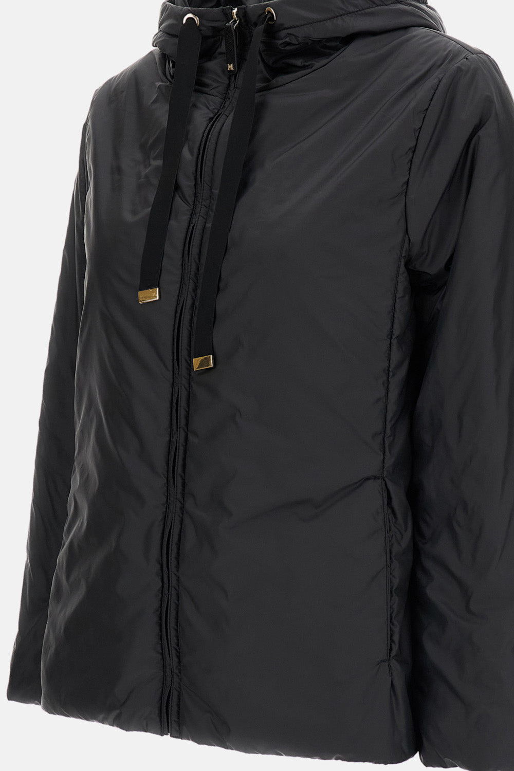 HOODED JACKET