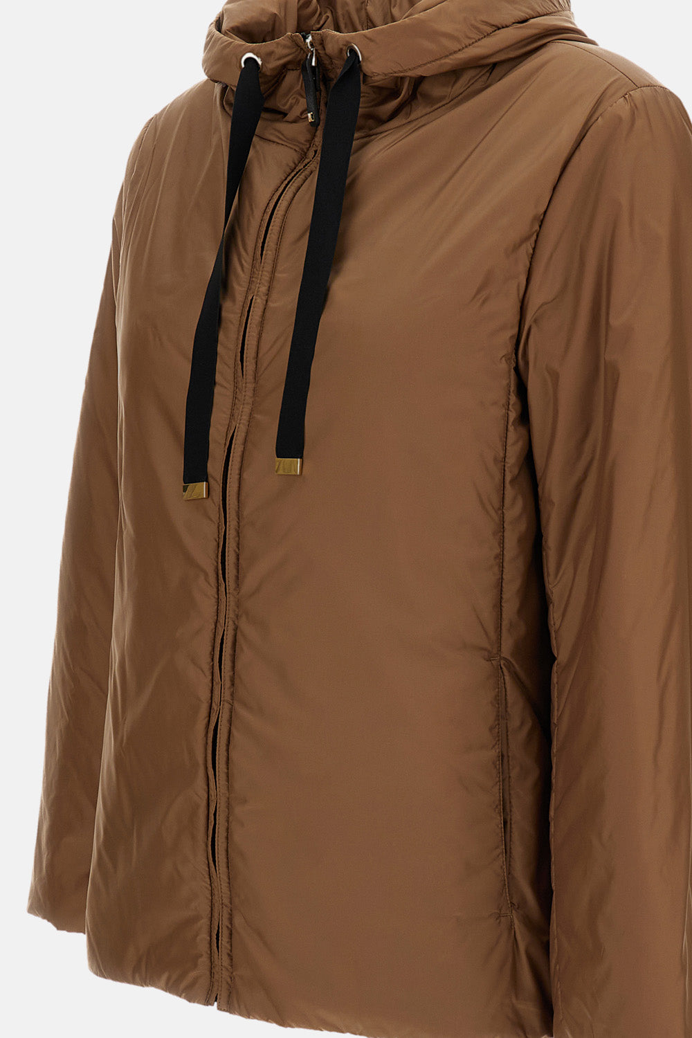 HOODED JACKET