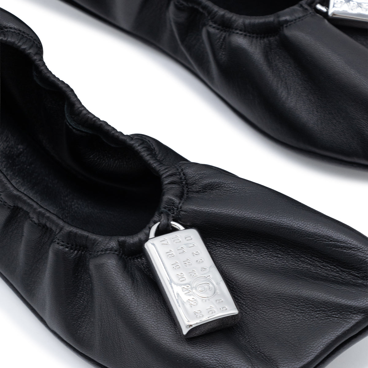 BLACK BALLET SHOES FLATS