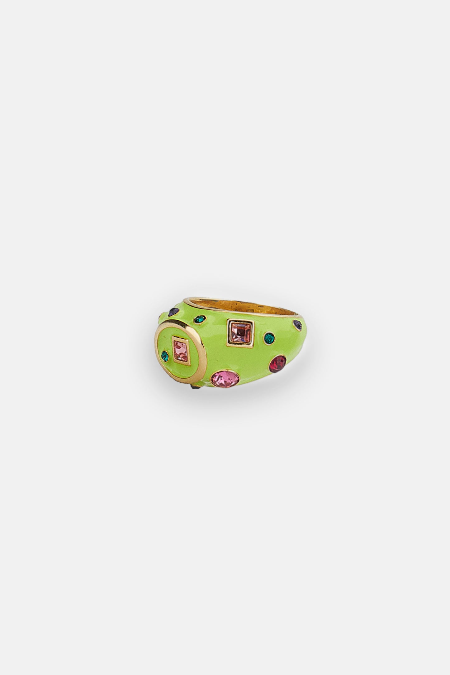 ENAMELED RING WITH CRYSTALS