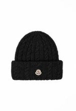 CABLE-KNIT WOOL BEANIE
