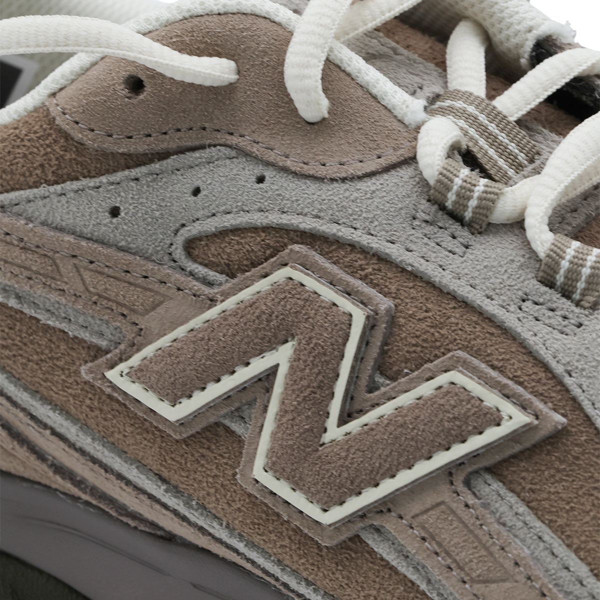 NEW BALANCE MAN,sneakers