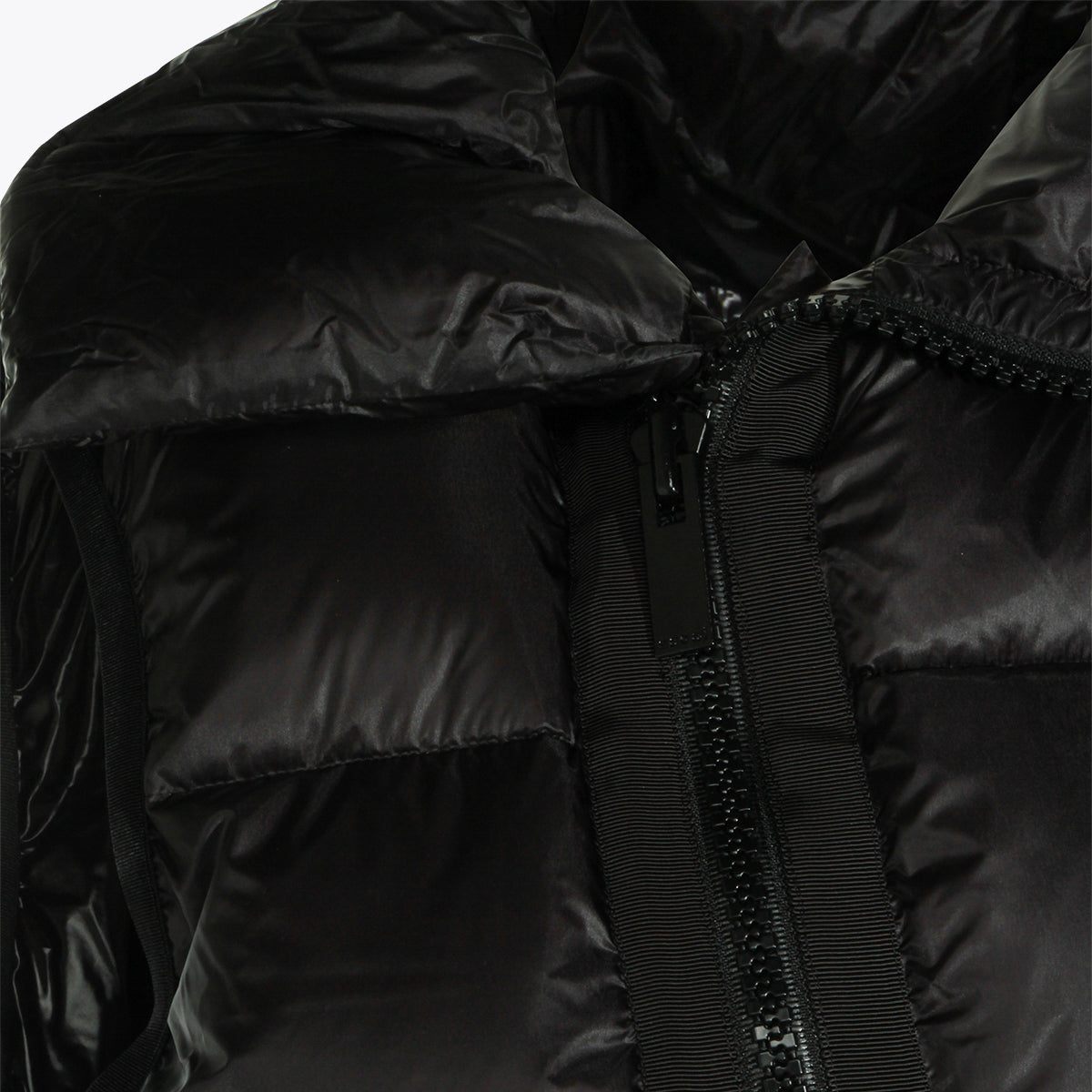BLACK PUFFER VEST DOWN JACKET