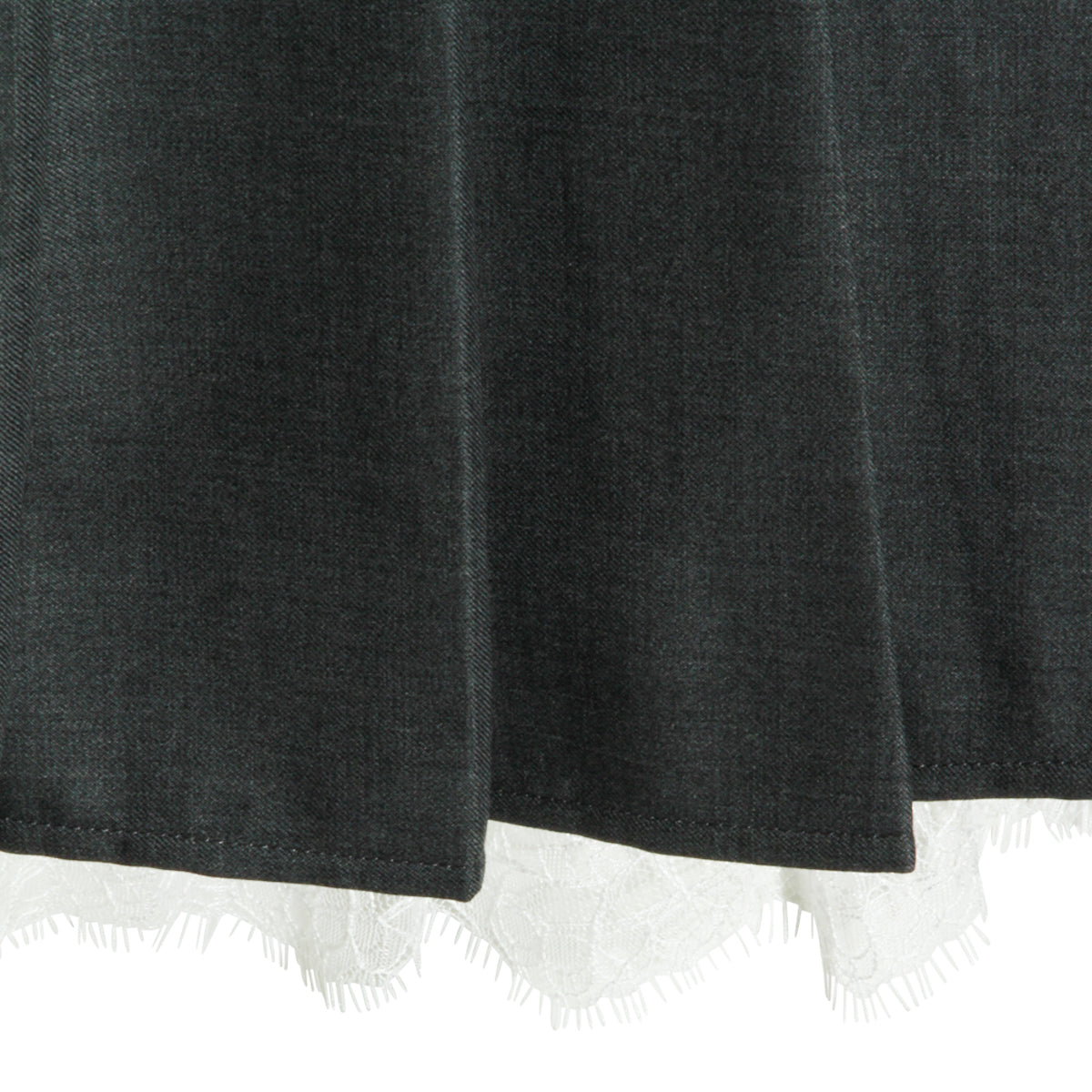SELF-PORTRAIT WOMAN,skirts