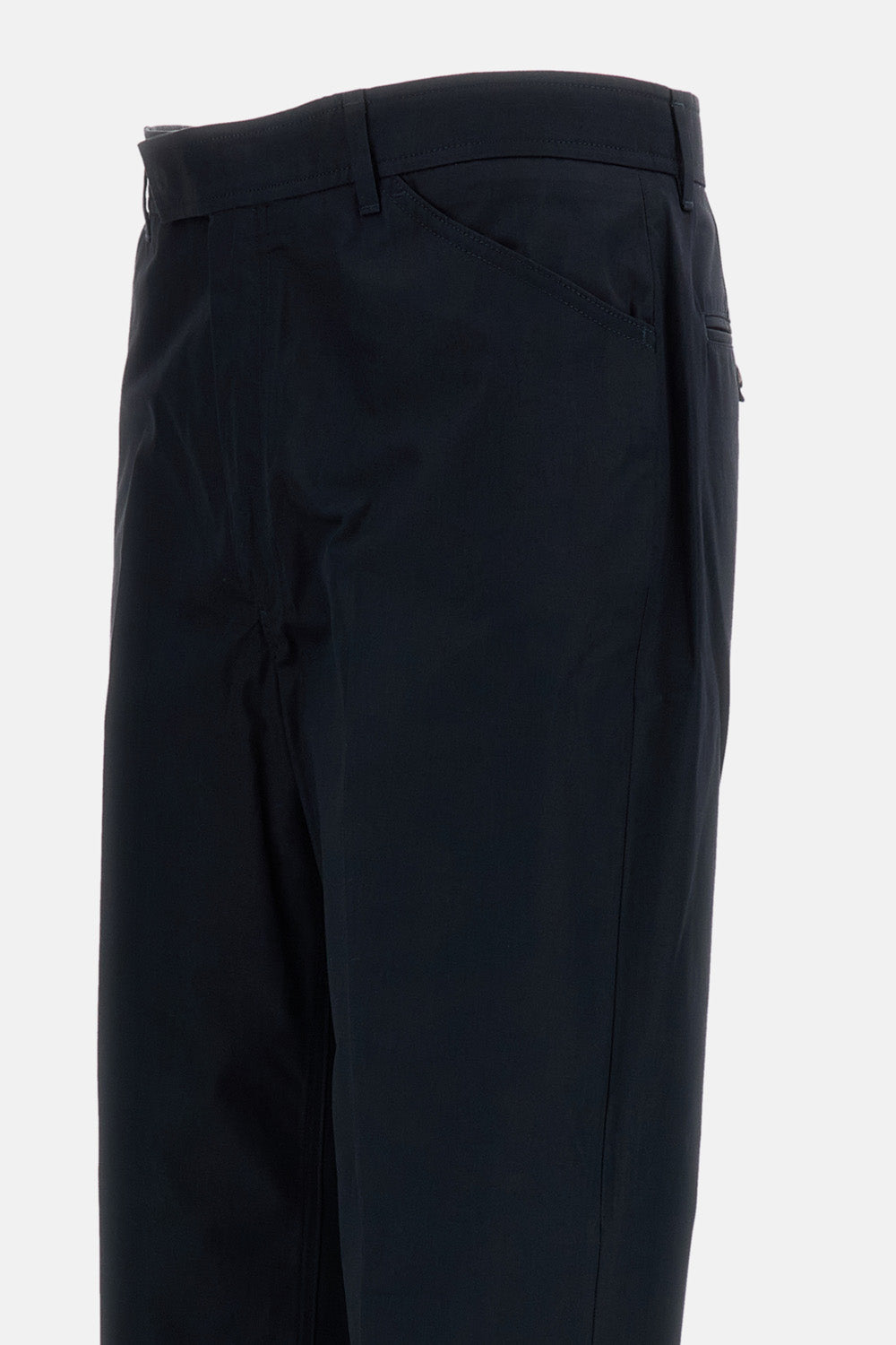 TAPERED CHINO IN WRINKLE FREE COTTON SUITING