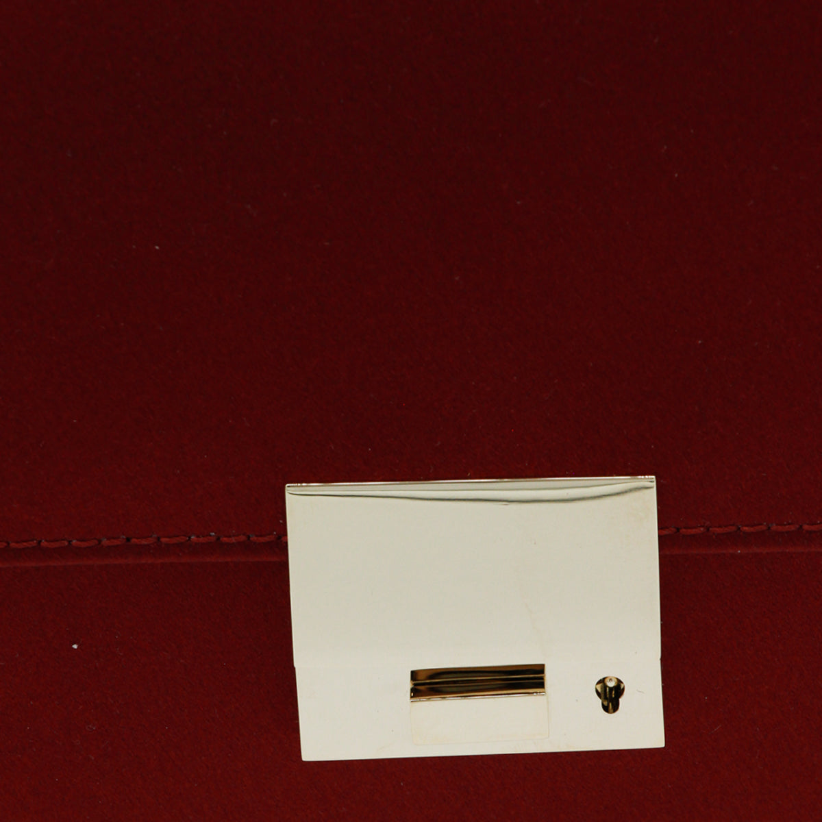 RED VISCOSE CLUTCH