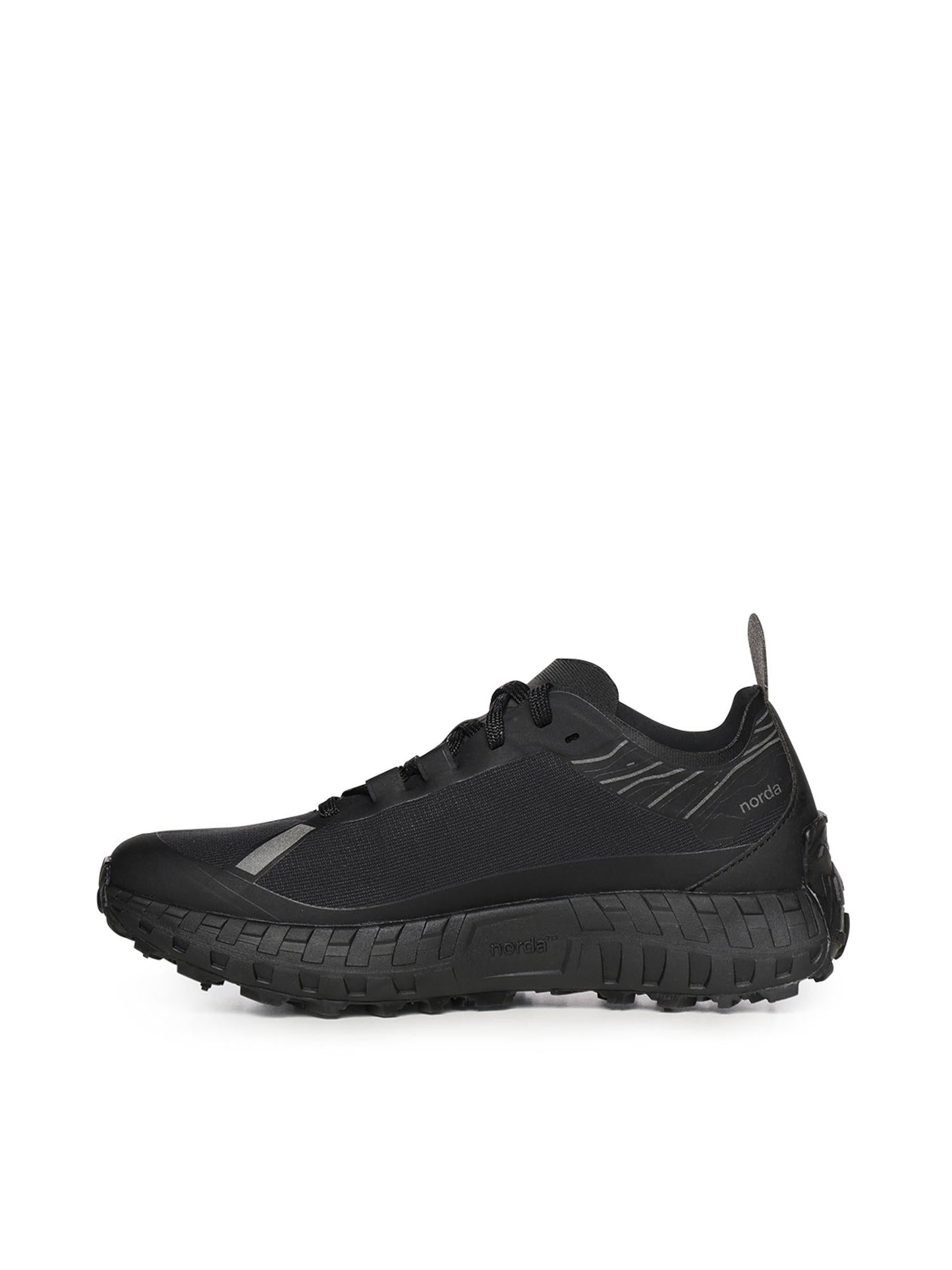 Sneakers trail running 001A