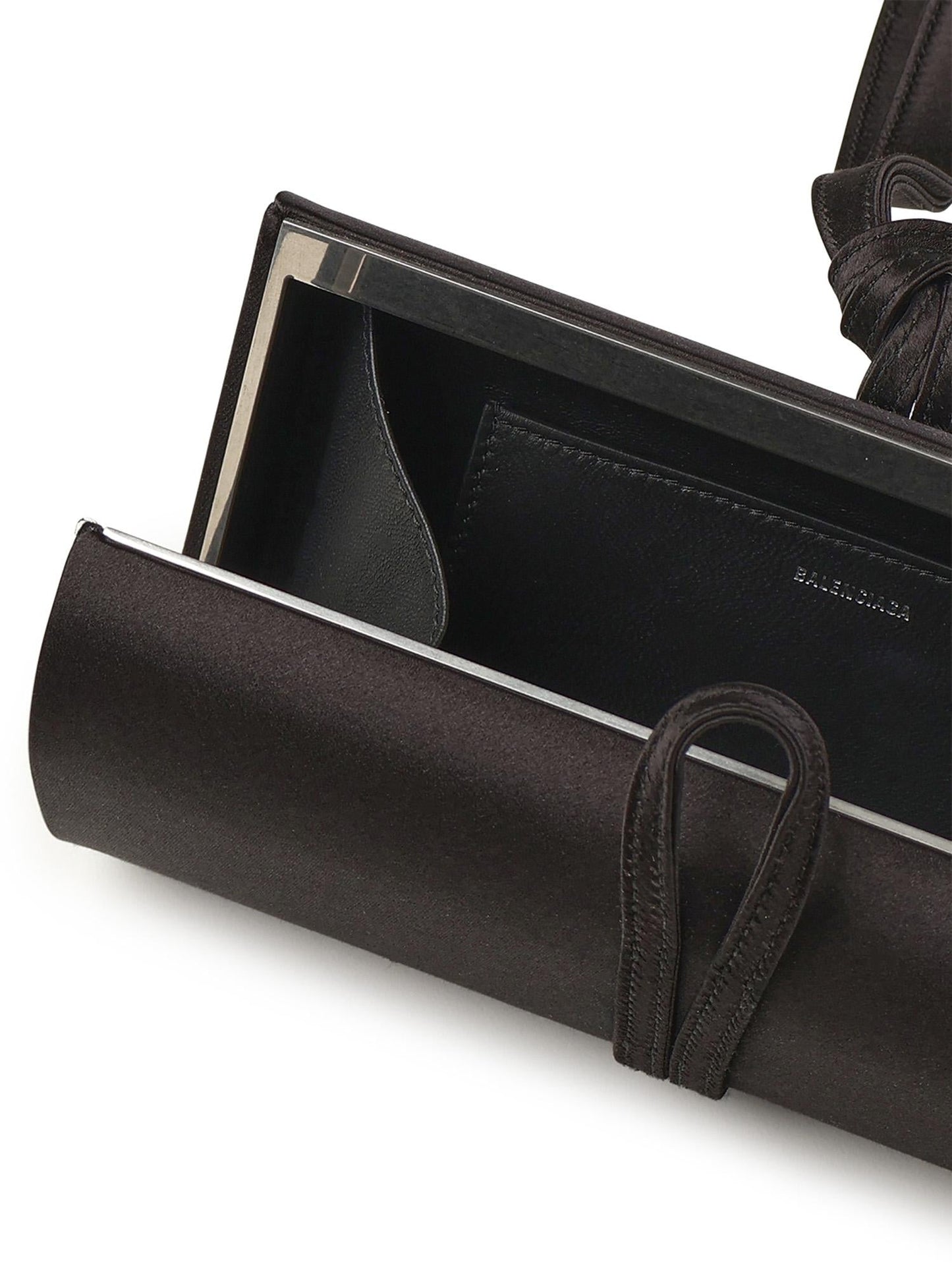 Clutch BB satin
