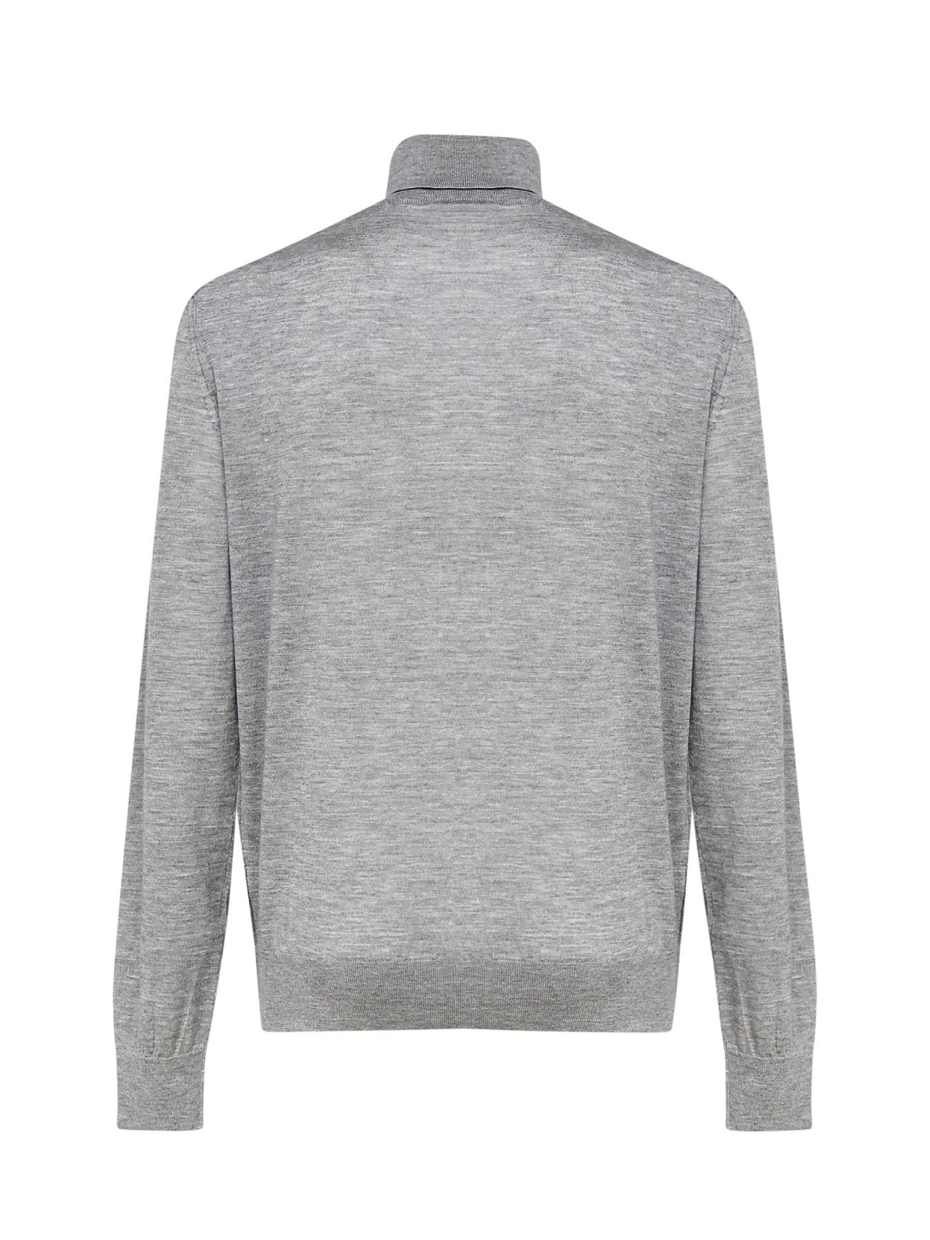 Maglia in lana vergine a collo alto