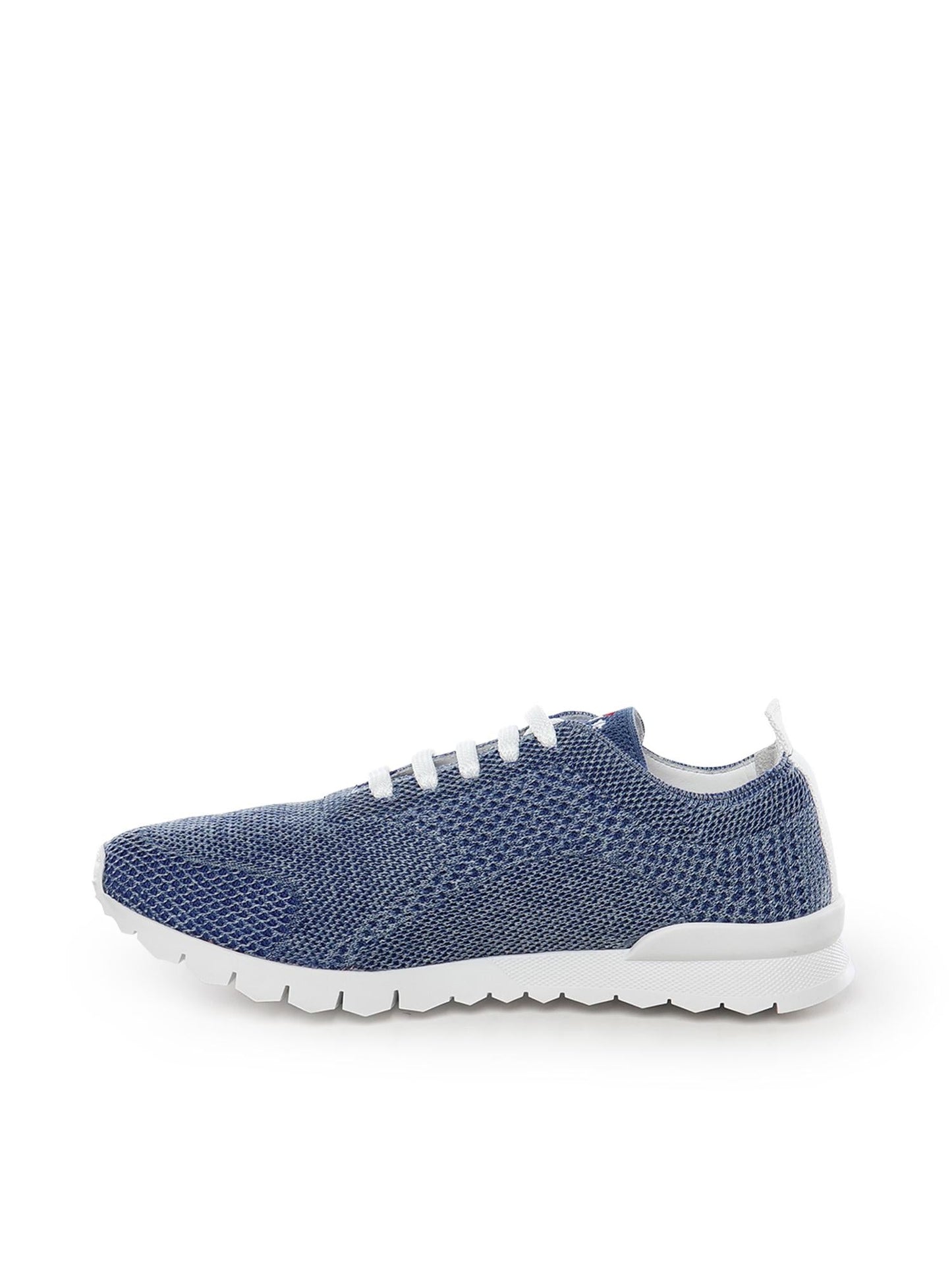 Sneaker Fits con logo
