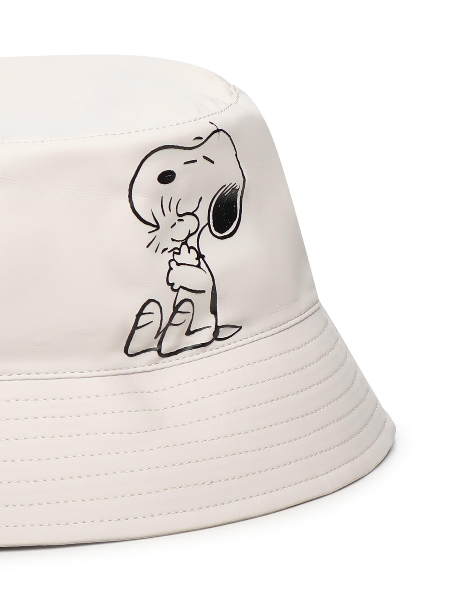 Cappello in tessuto spalmato