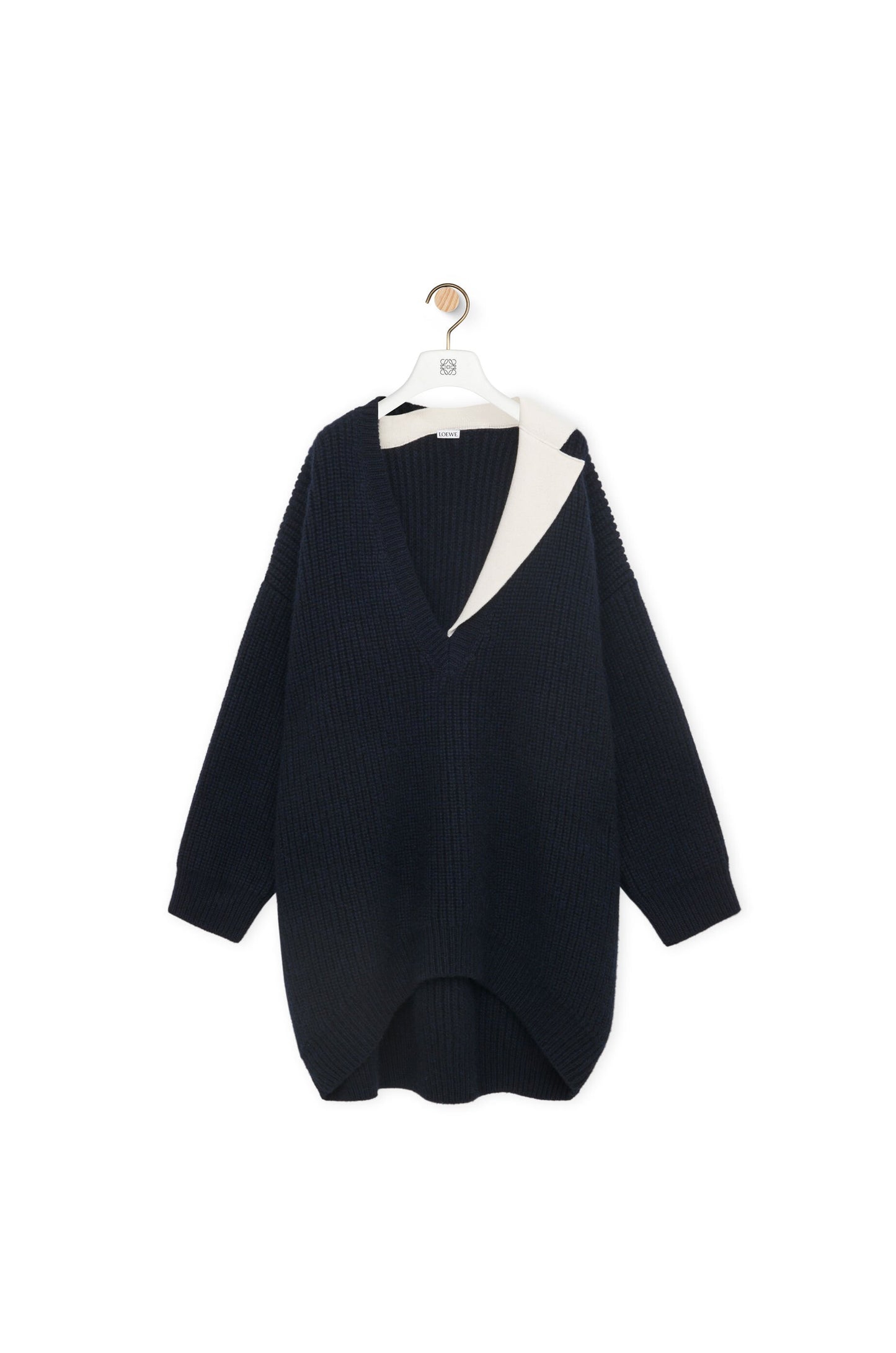 OVERSIZED SWEATER