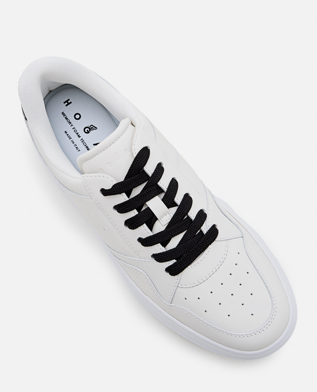 H670 SNEAKERS